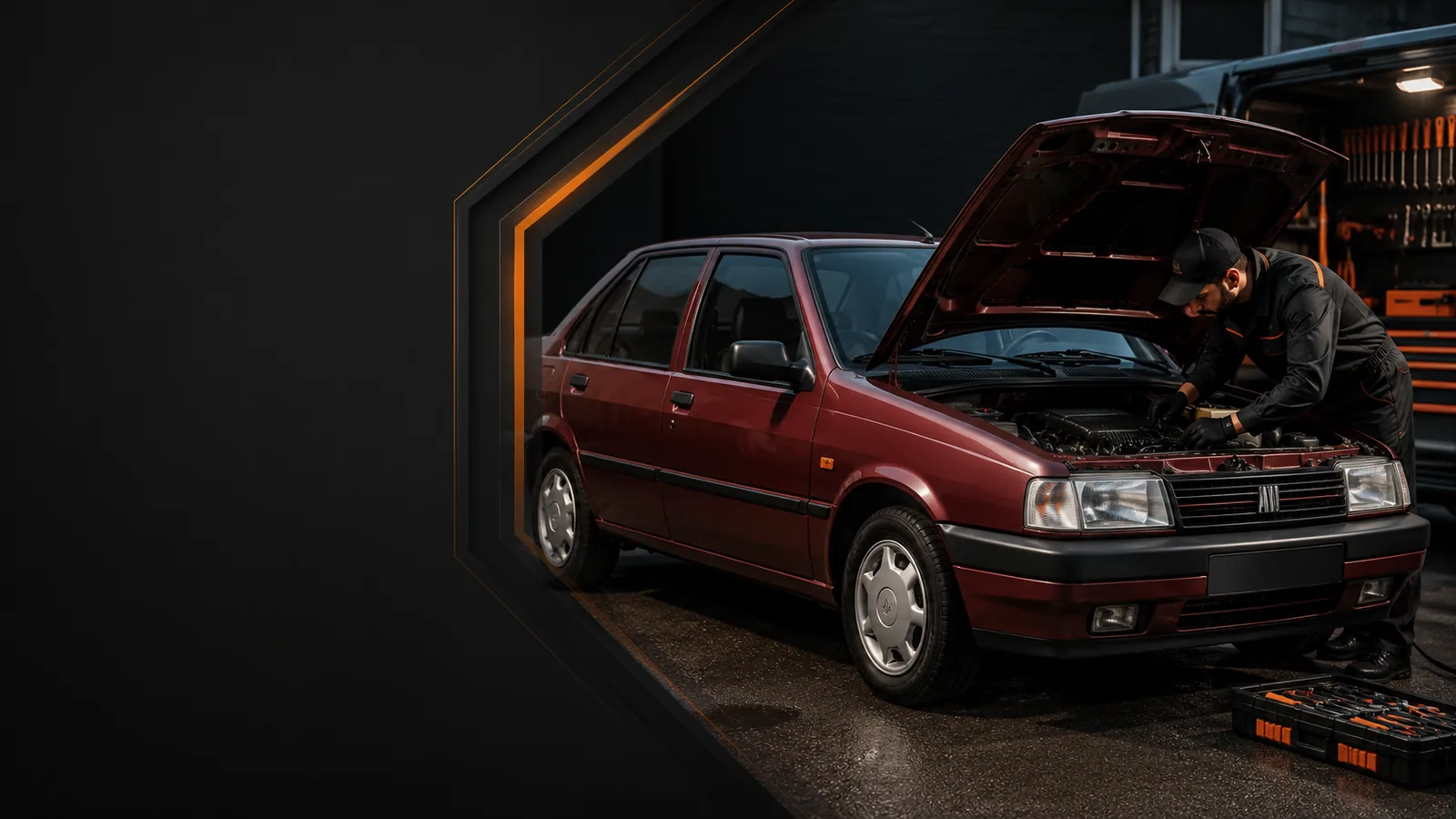 İzmir'de kırmızı Tempra üzerinde yapılan mobil bakım